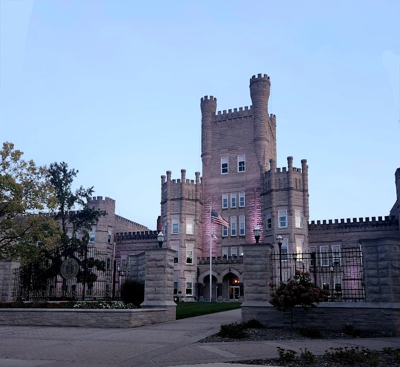 Eastern Illinois University campus