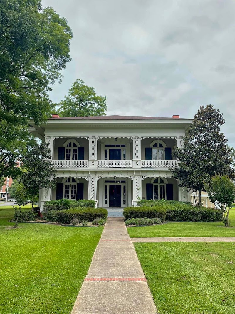 Henderson State University campus