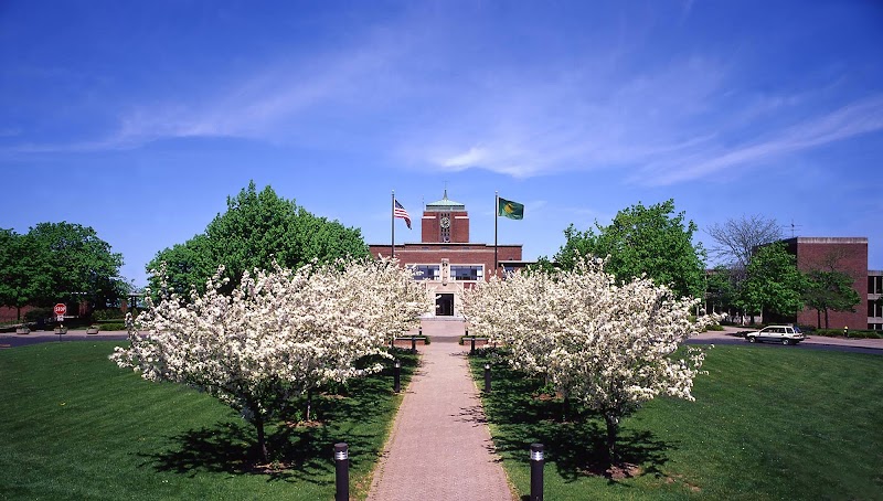 Le Moyne College campus