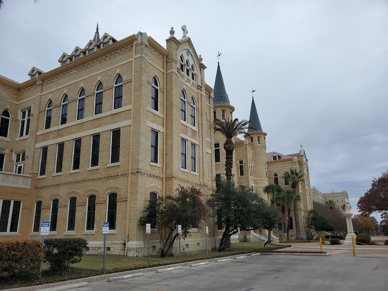 Our Lady Of The Lake University campus