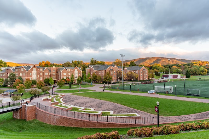 Roanoke College campus