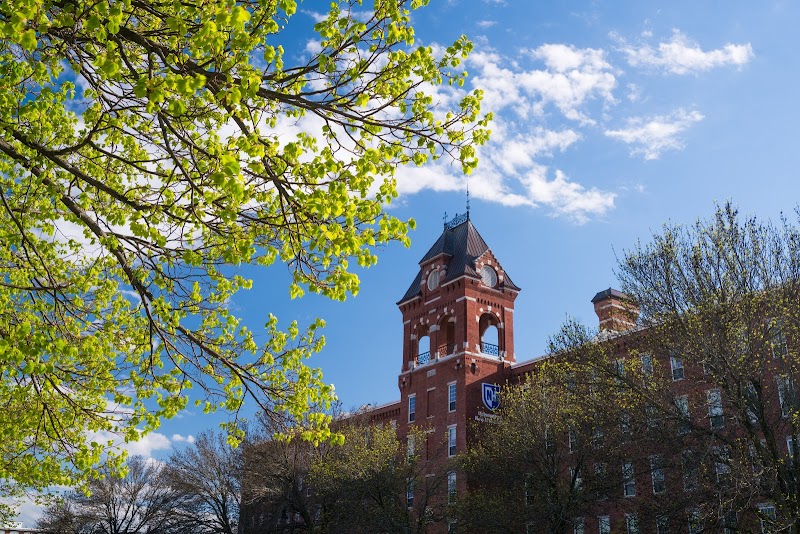 University Of New Hampshire At Manchester campus